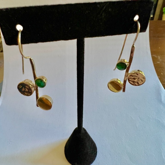 Two-tone Emerald Earrings - Picture 3 of 5